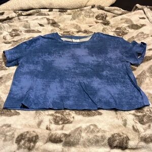 Short sleeve blouse.  Blue. Size L